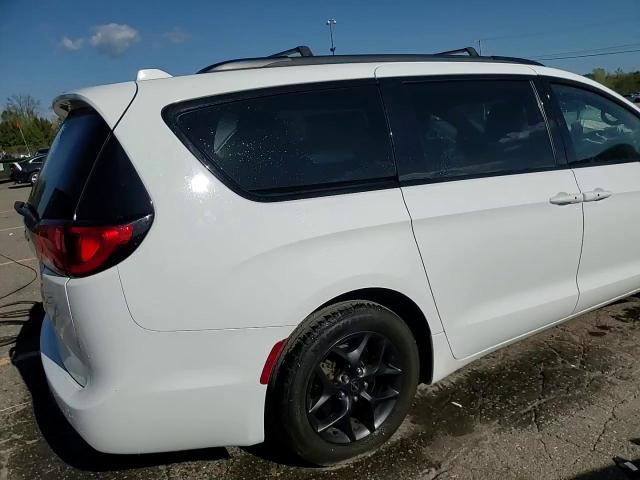2018 Chrysler Pacifica Touring L Plus VIN: 2C4RC1EG7JR332566 Lot: 84243365