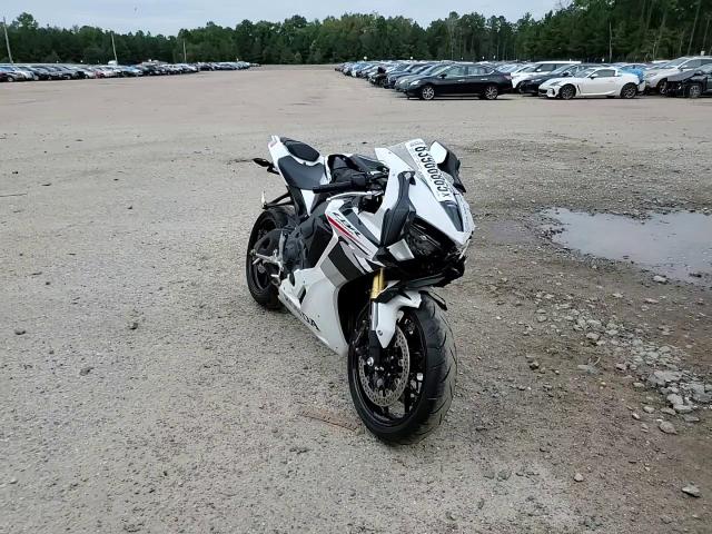 2025 Honda Cbr1000 Rr VIN: JH2SC7714SK800080 Lot: 83966865