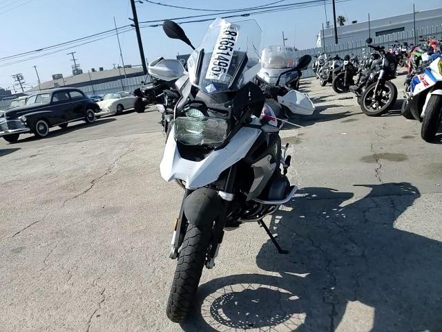 2023 BMW R 1250 Gs VIN: WB10M0308P6H86217 Lot: 81651495