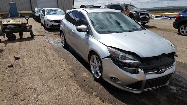 2012 Ford Focus Titanium VIN: 1FAHP3N29CL215847 Lot: 81211335