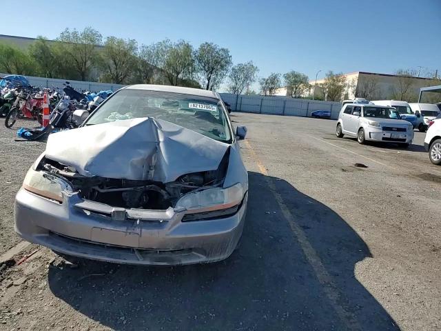 2000 Honda Accord Lx VIN: 1HGCG1644YA012541 Lot: 82137065