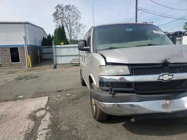2008 Chevrolet Express G2500 VIN: 1GCGG25C581163225 Lot: 84426695
