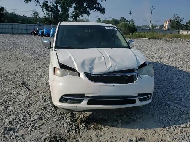 2011 Chrysler Town & Country Touring L VIN: 2A4RR8DG6BR631583 Lot: 81394995
