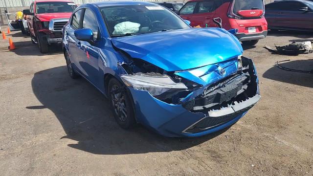 2019 Toyota Yaris L VIN: 3MYDLBYVXKY506286 Lot: 81260095