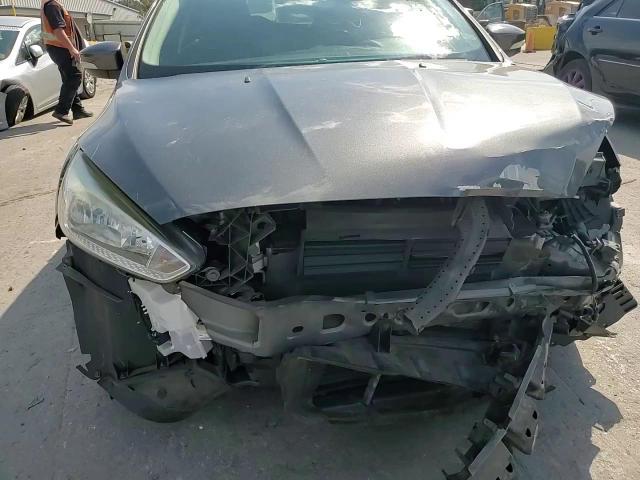 2017 Ford Focus Se VIN: 1FADP3F2XHL244830 Lot: 80919715