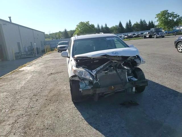 2011 Toyota Sienna Le VIN: 5TDKK3DC6BS170095 Lot: 71019375