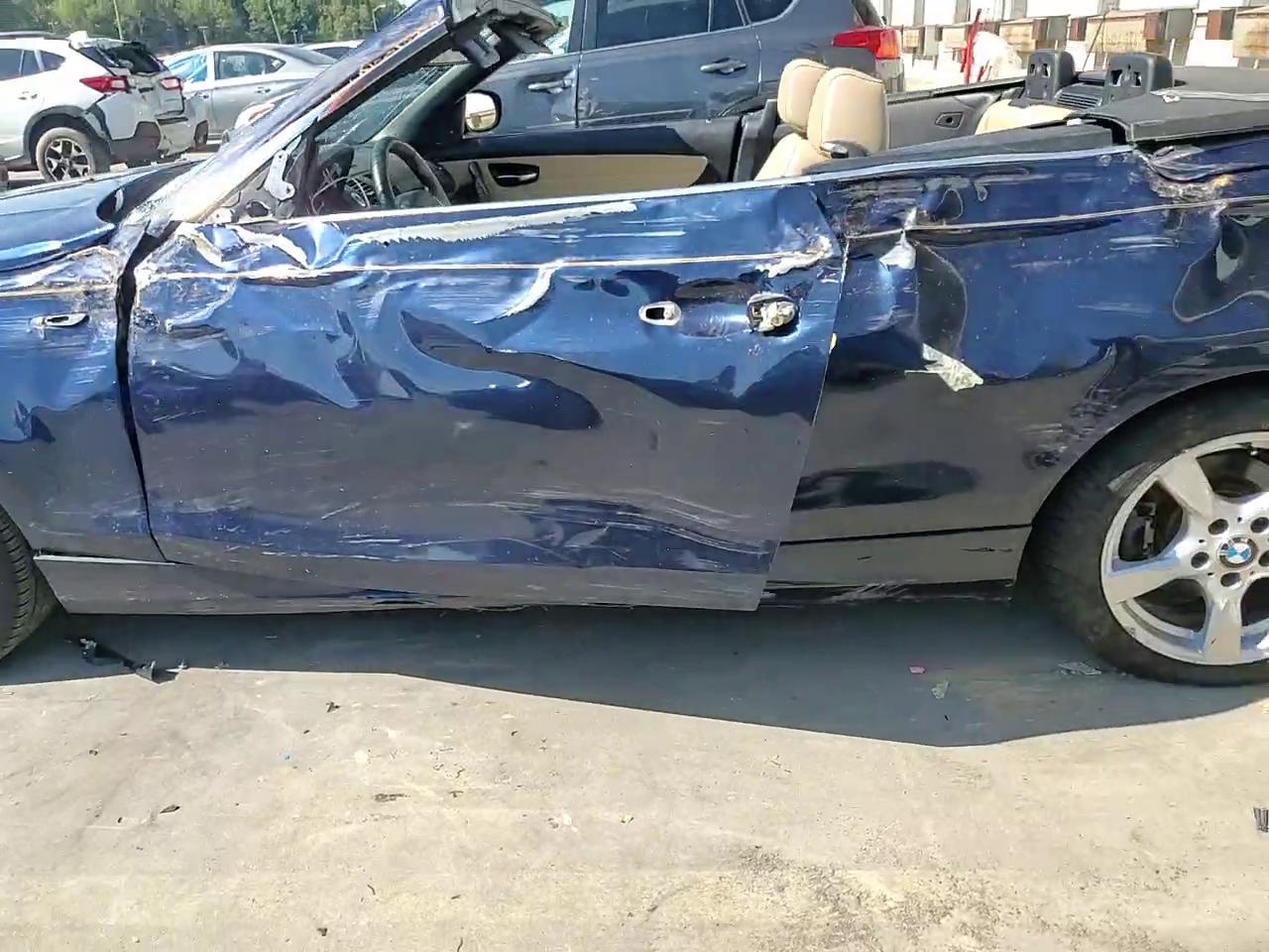 Фото: WBAUL7C58DVU09622