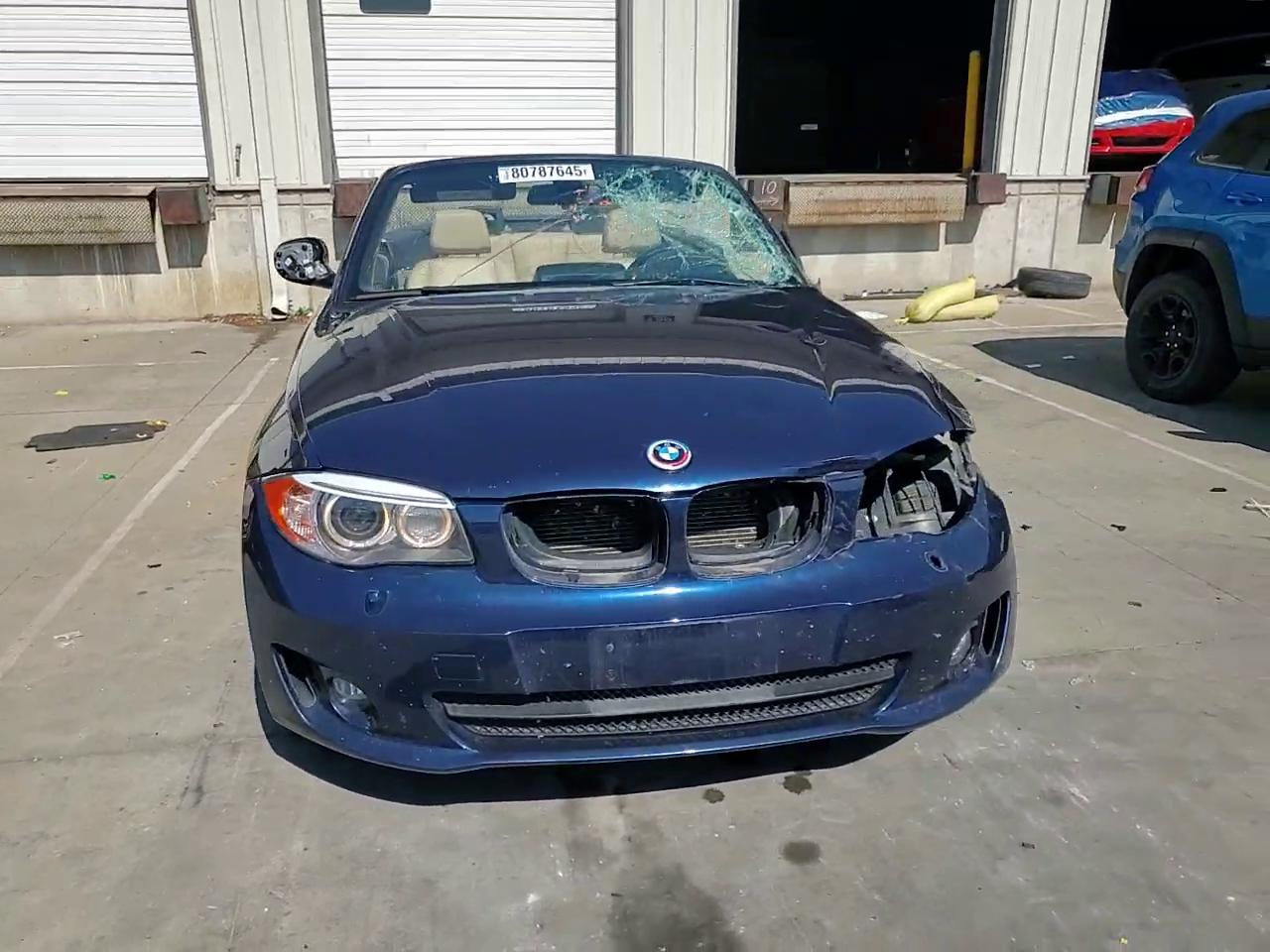 Фото: WBAUL7C58DVU09622