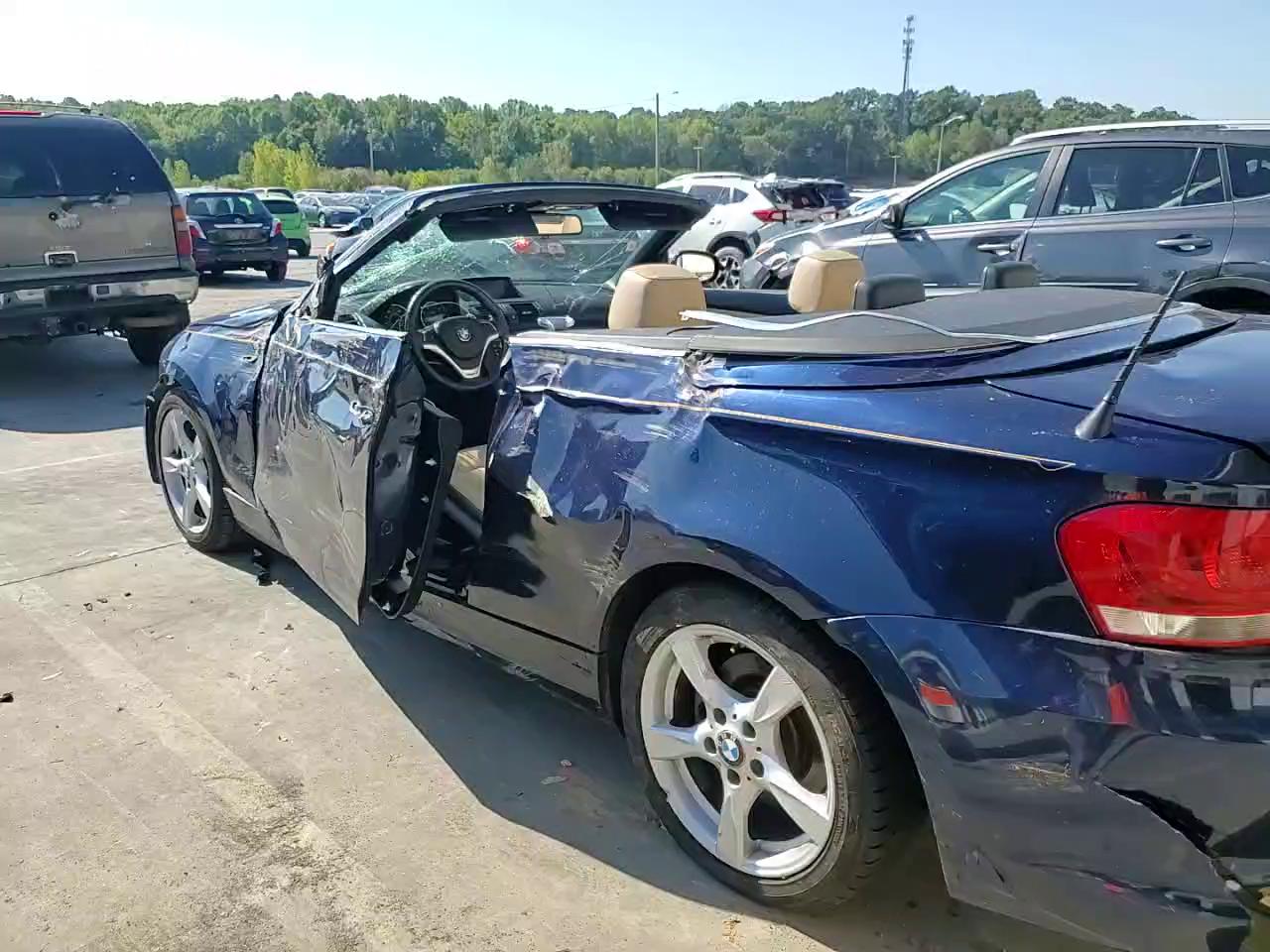 Фото: WBAUL7C58DVU09622