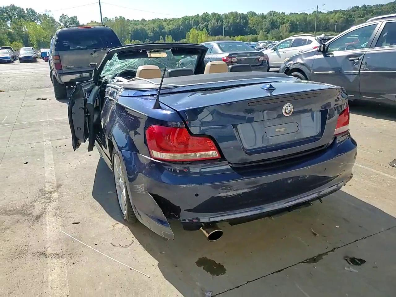 Фото: WBAUL7C58DVU09622