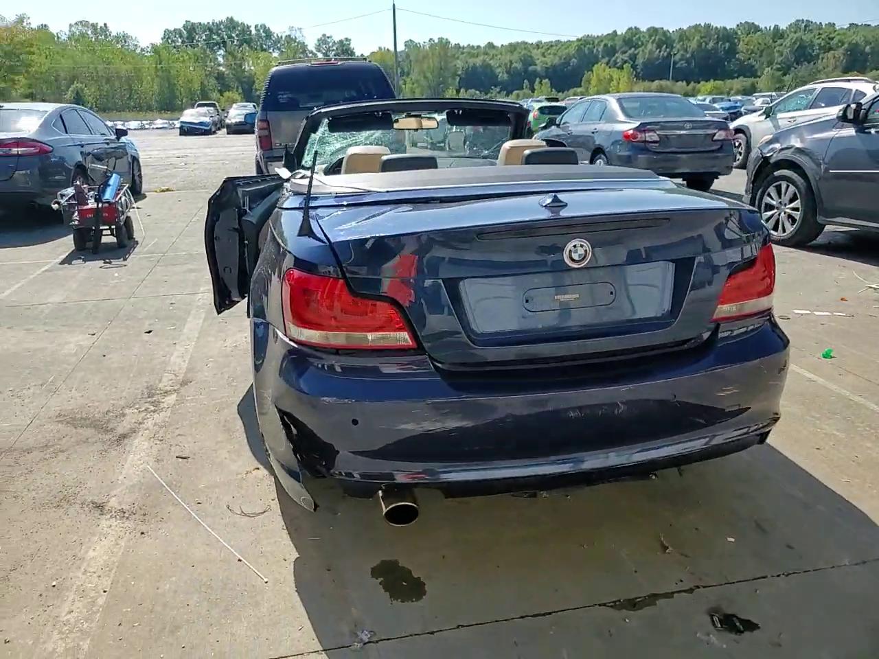 Фото: WBAUL7C58DVU09622