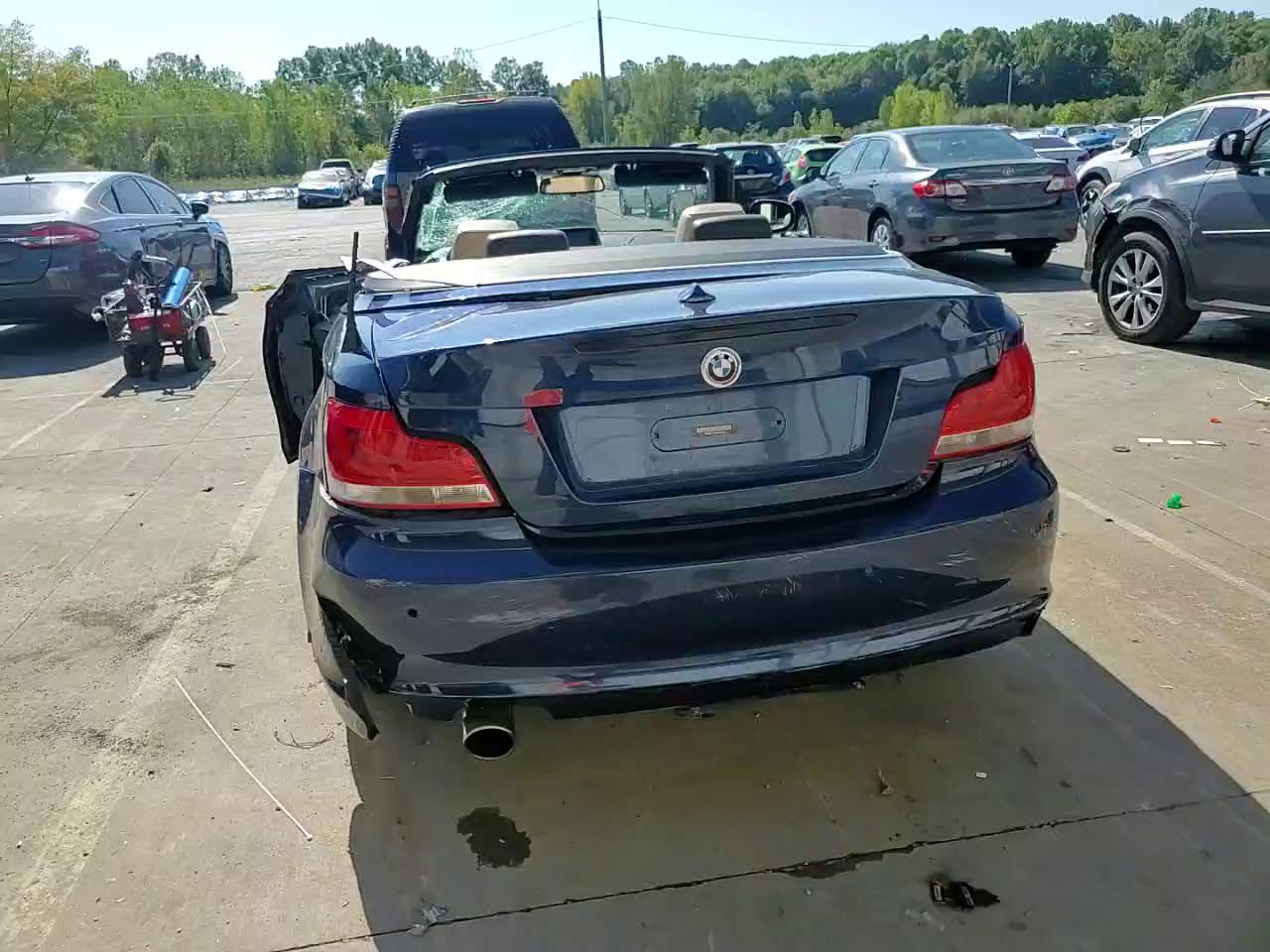 Фото: WBAUL7C58DVU09622