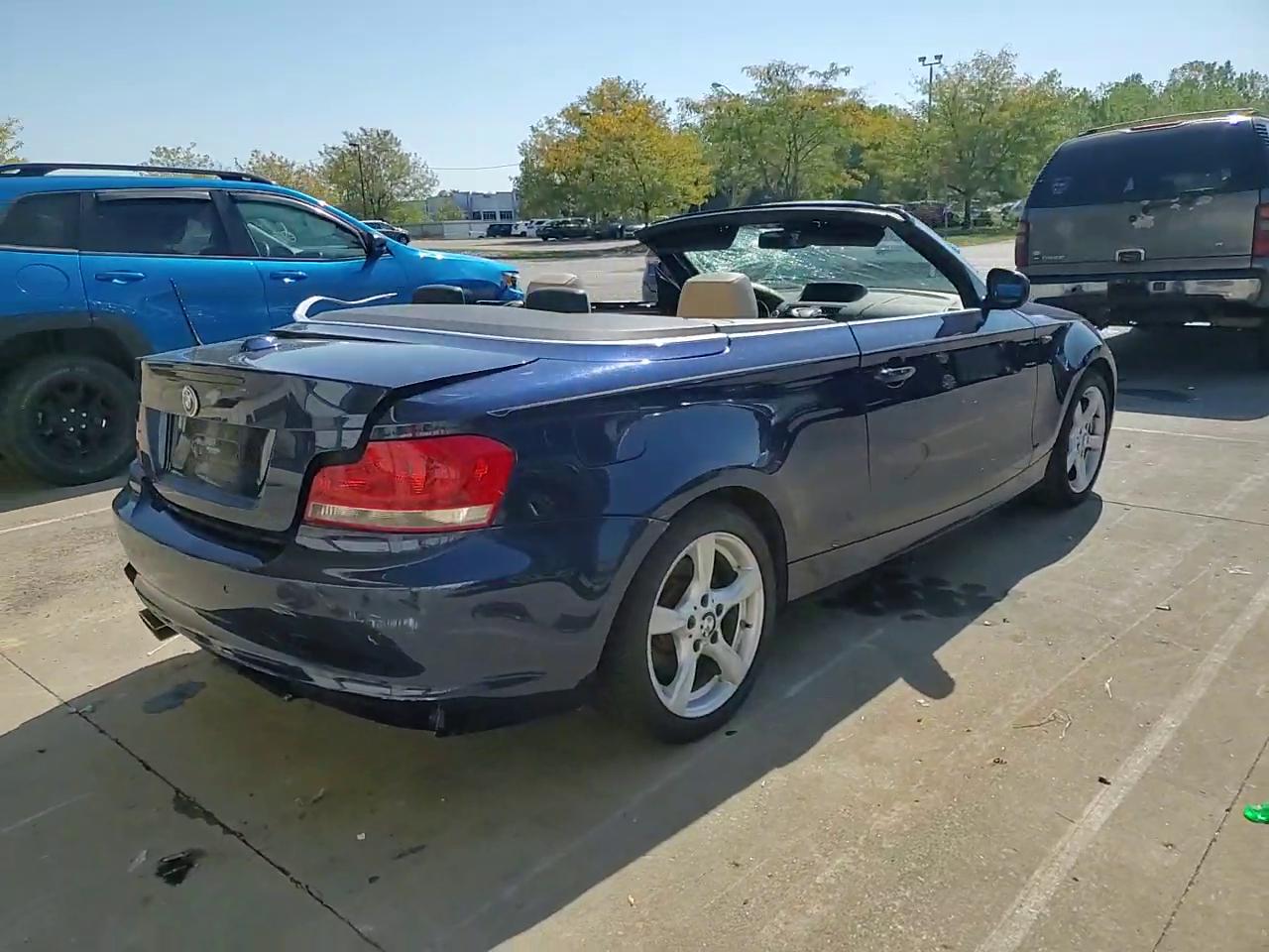 Фото: WBAUL7C58DVU09622