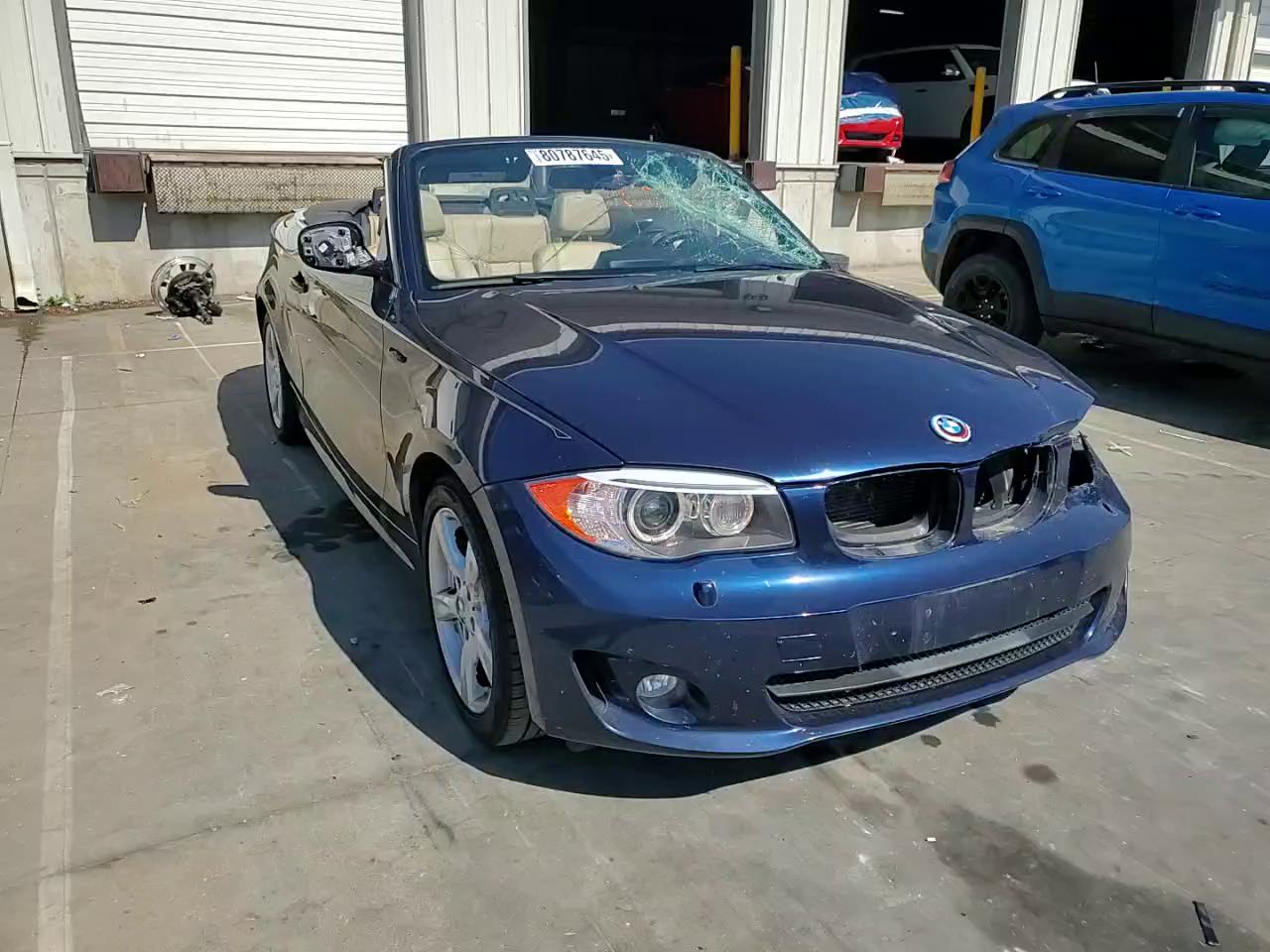 Фото: WBAUL7C58DVU09622