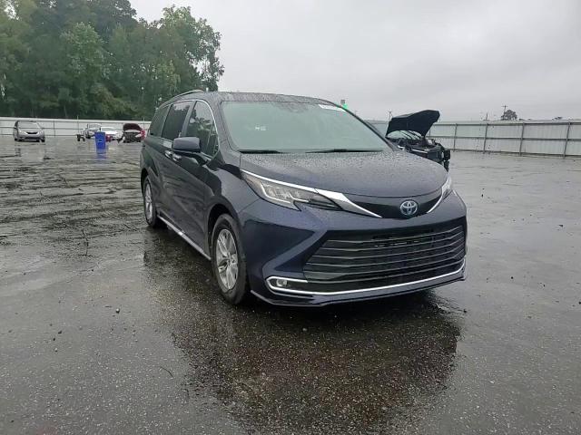2022 Toyota Sienna Xle VIN: 5TDYRKEC7NS115593 Lot: 81874585