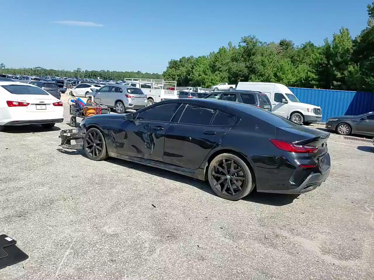 Фото: WBAGV2C07RCN75227