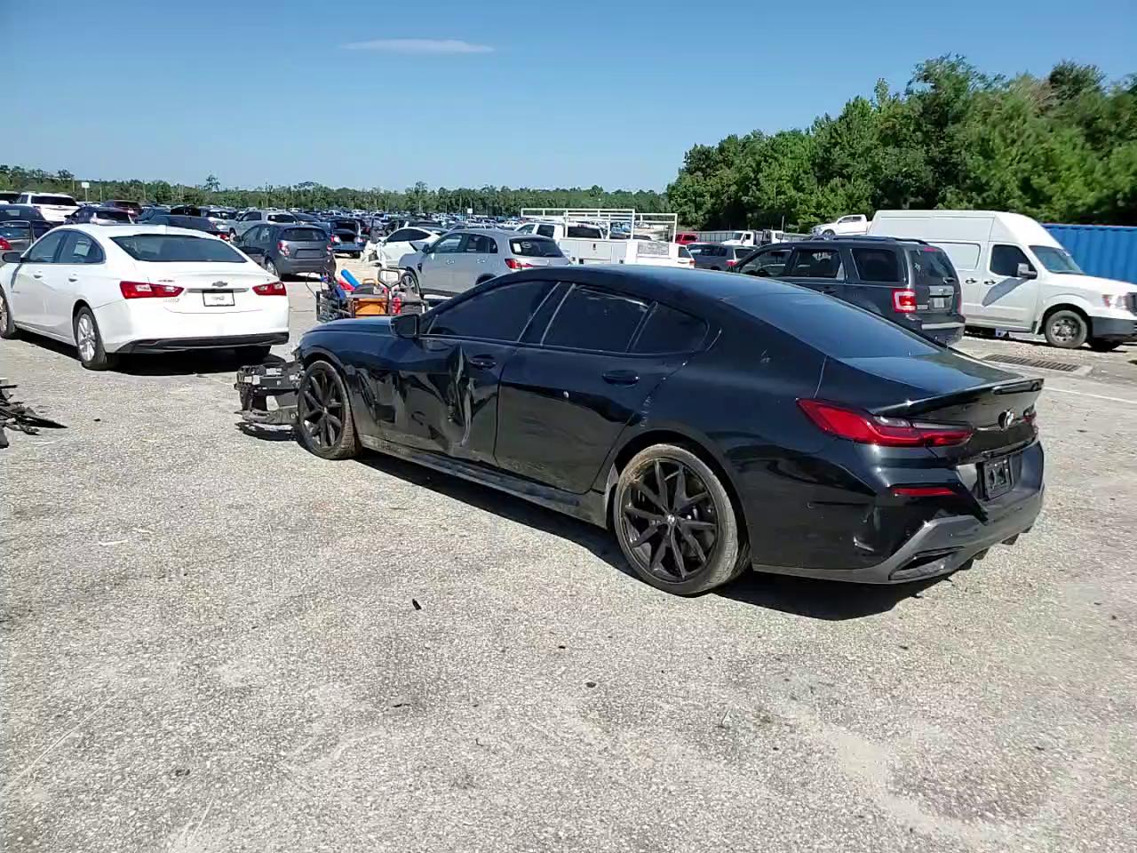 Фото: WBAGV2C07RCN75227