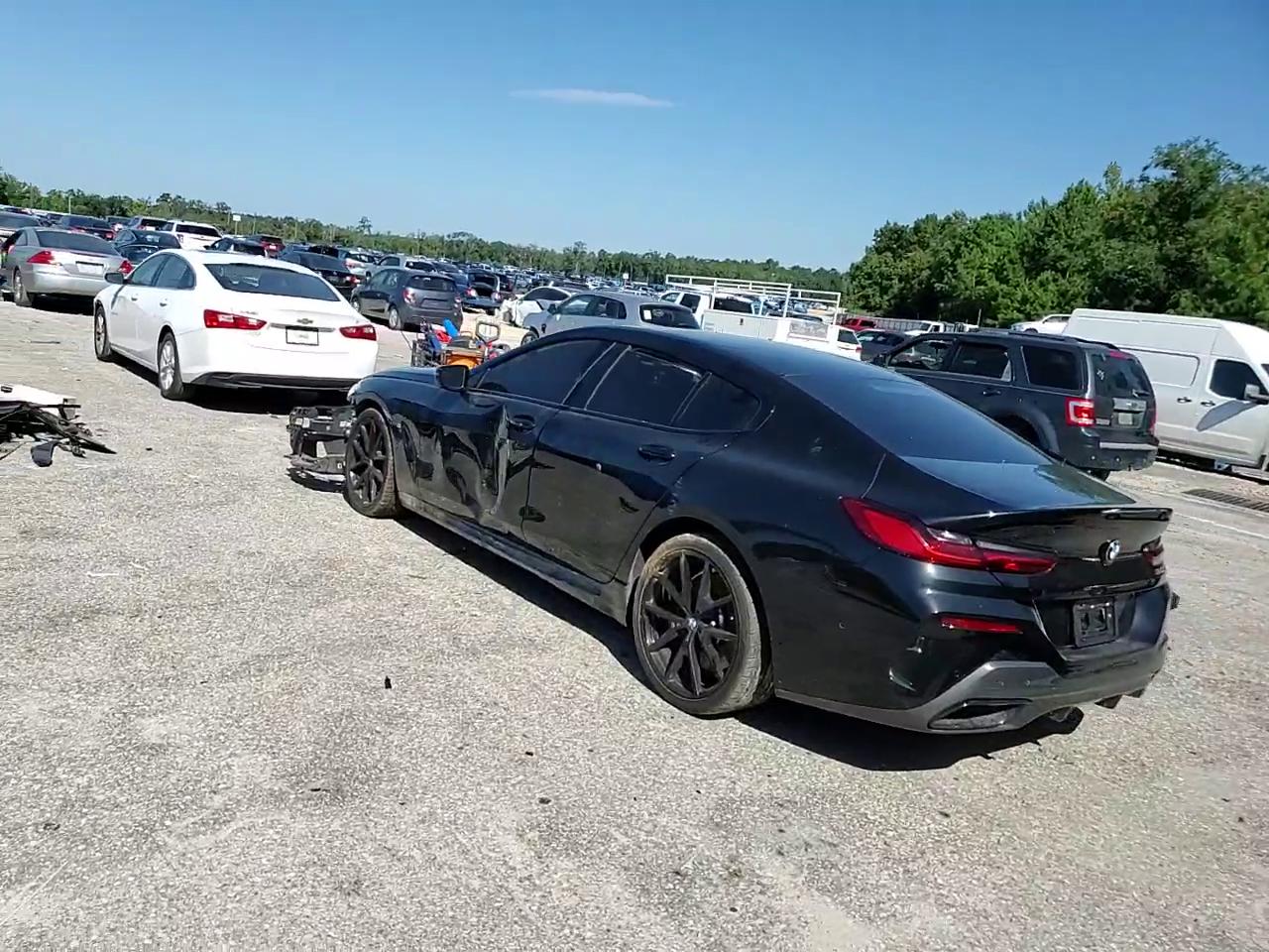 Фото: WBAGV2C07RCN75227