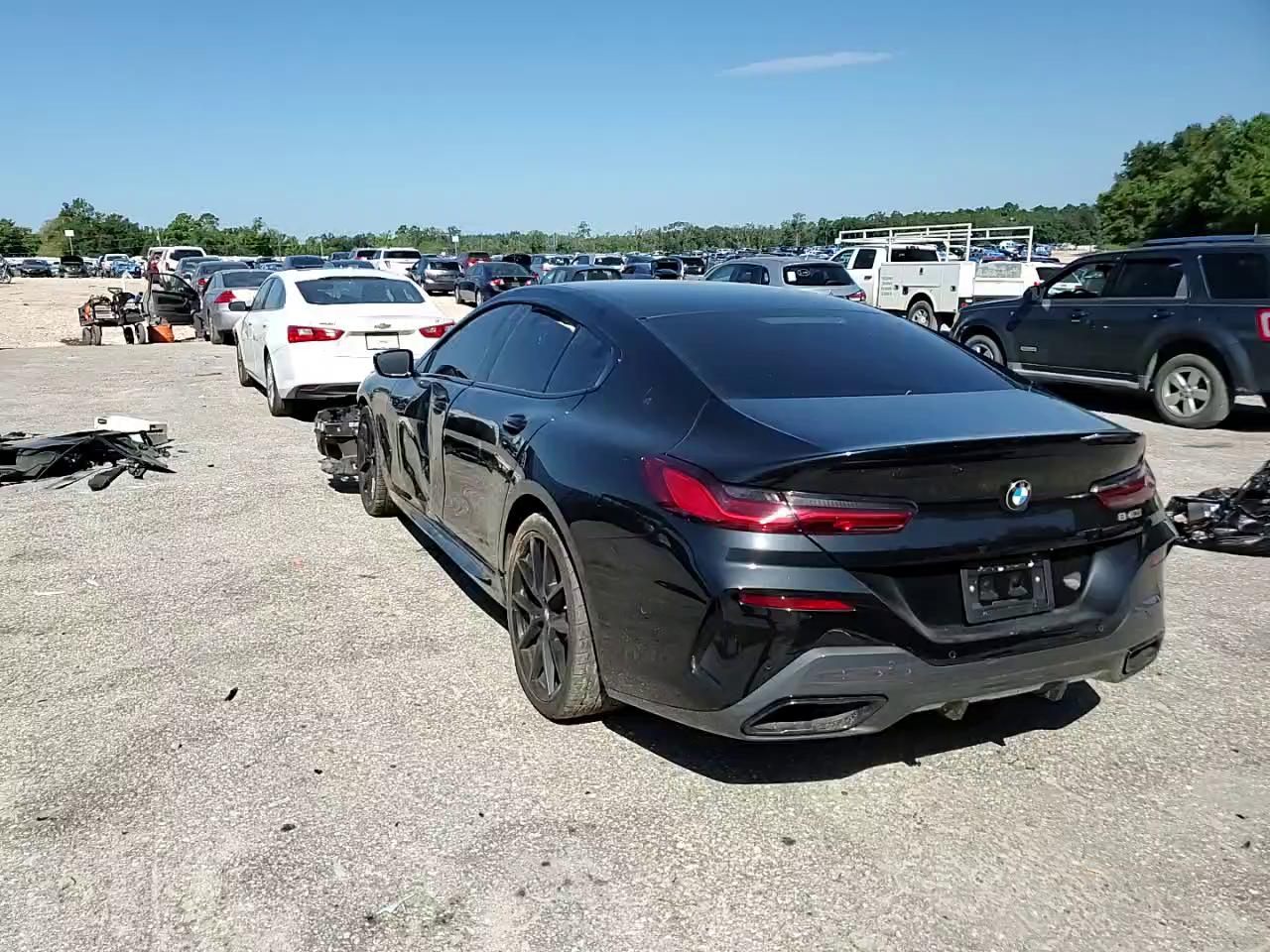 Фото: WBAGV2C07RCN75227