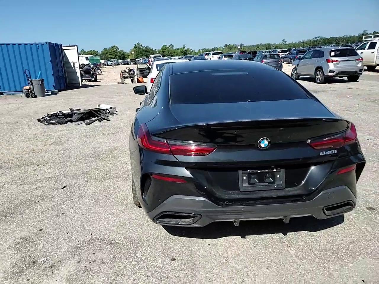 Фото: WBAGV2C07RCN75227