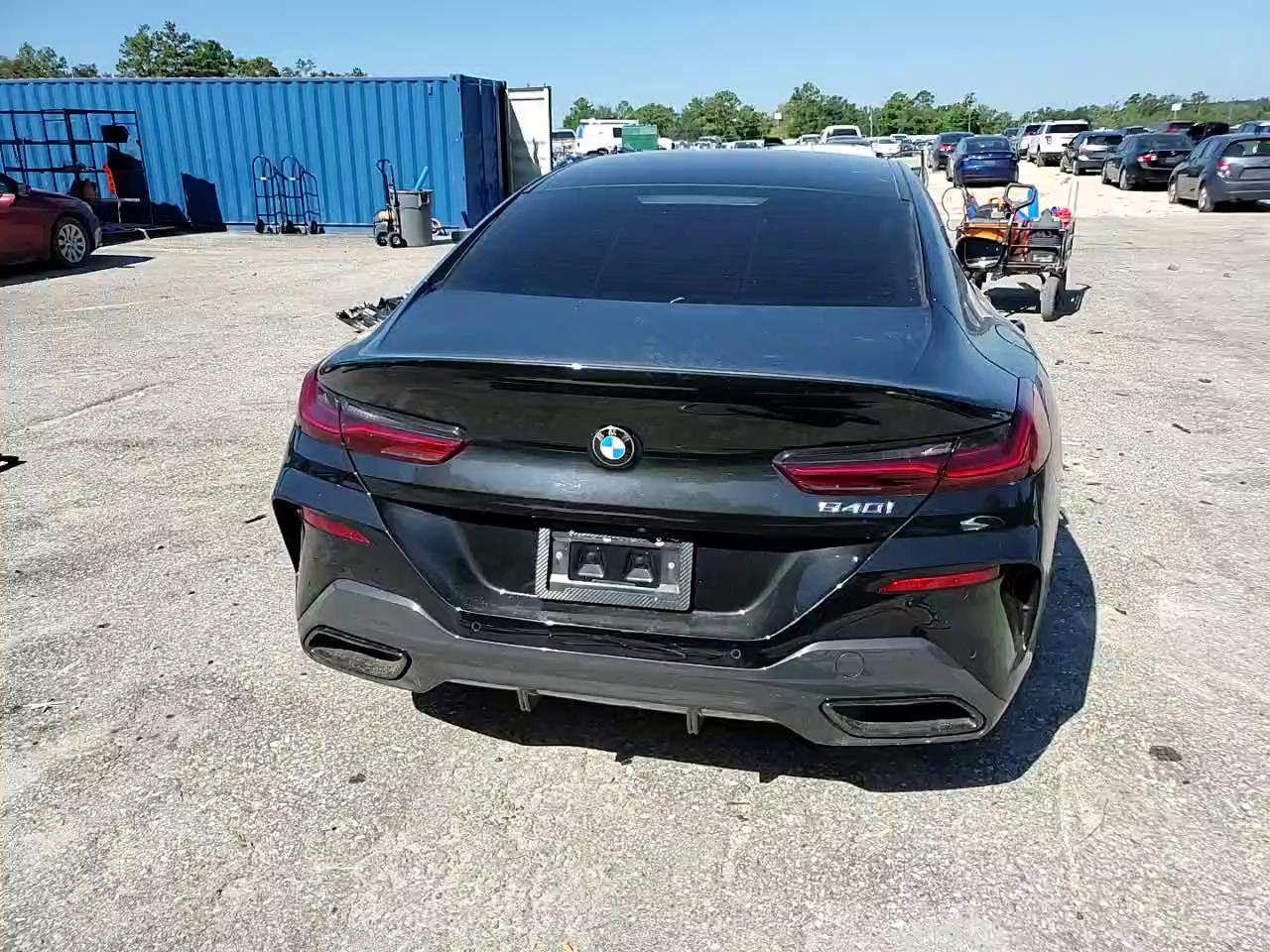 Фото: WBAGV2C07RCN75227