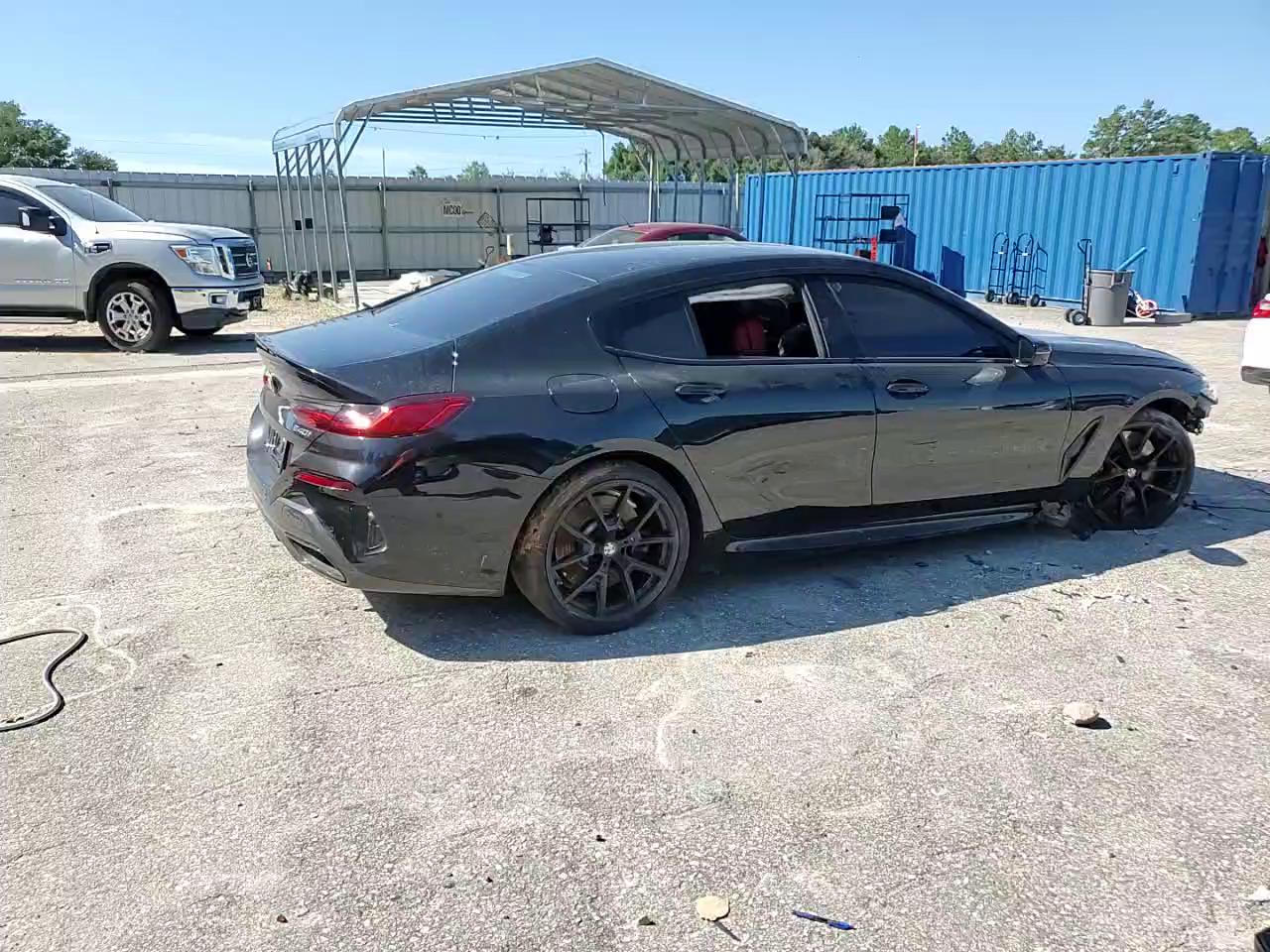 Фото: WBAGV2C07RCN75227