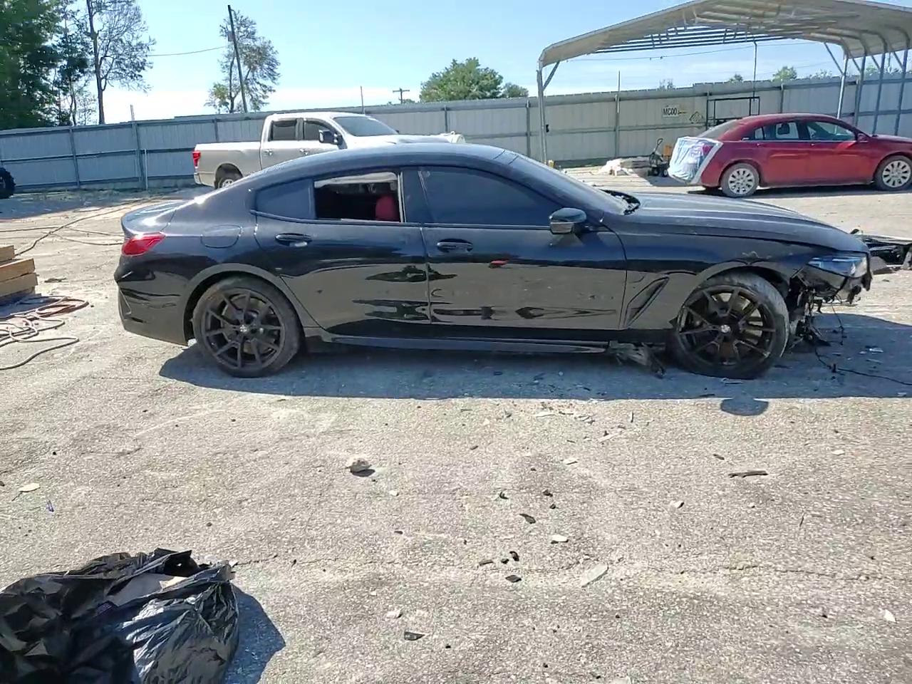 Фото: WBAGV2C07RCN75227