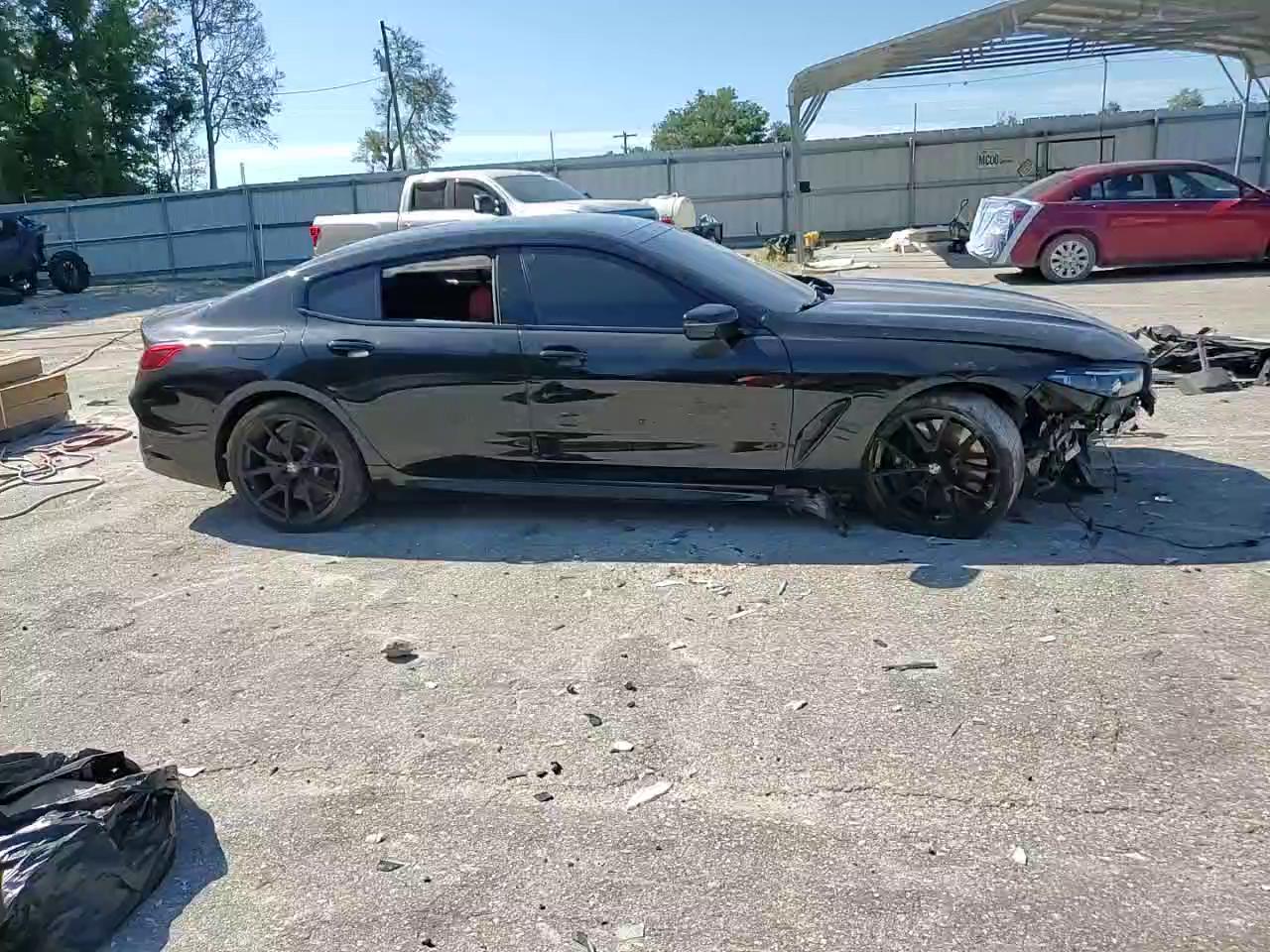 Фото: WBAGV2C07RCN75227