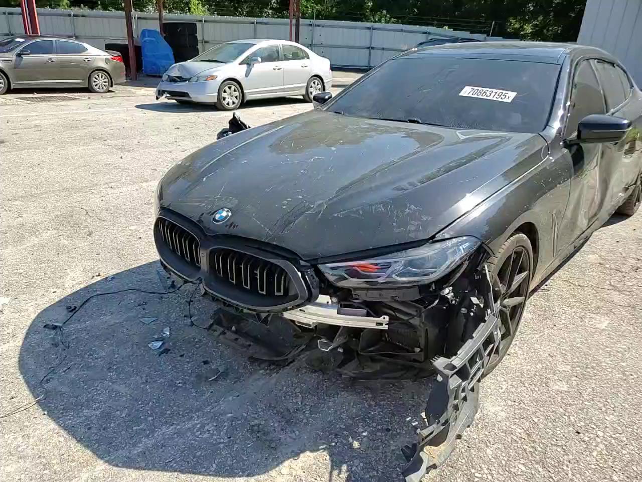 Фото: WBAGV2C07RCN75227