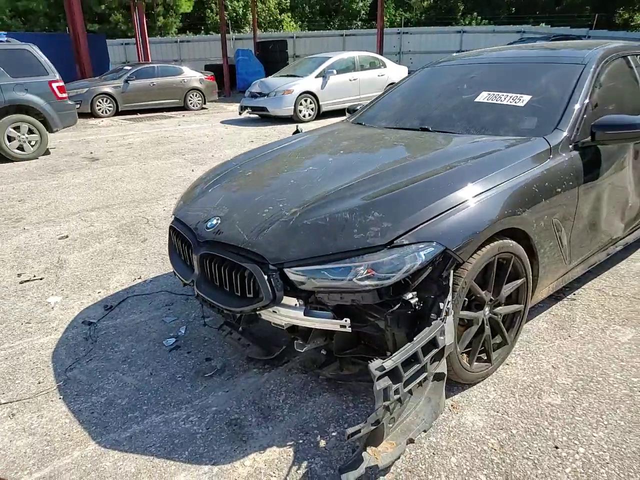 Фото: WBAGV2C07RCN75227