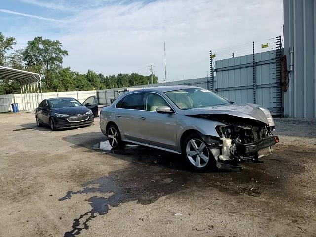 2012 Volkswagen Passat Se VIN: 1VWBH7A3XCC069099 Lot: 71998365