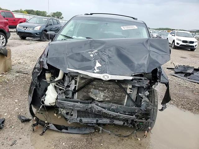 2010 Chrysler Town & Country Touring Plus VIN: 2A4RR8D15AR393736 Lot: 81269565