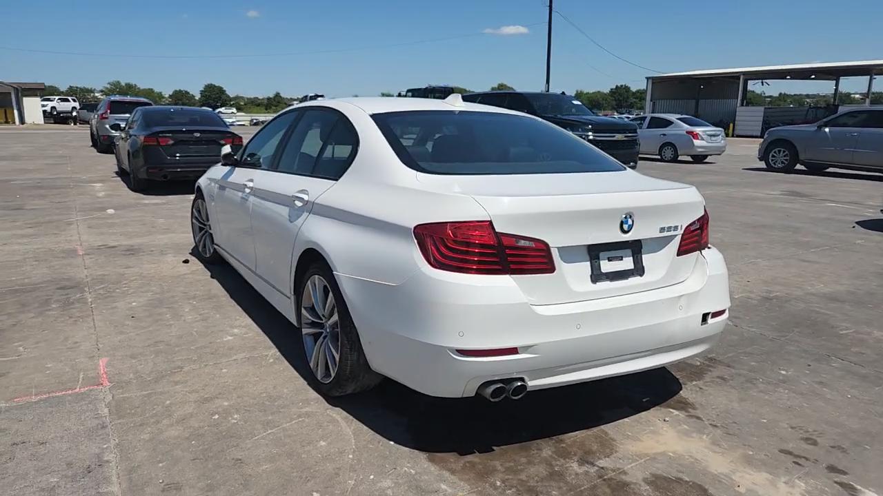 Фото: WBA5A5C50GG354543