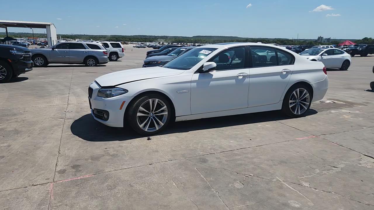 Фото: WBA5A5C50GG354543