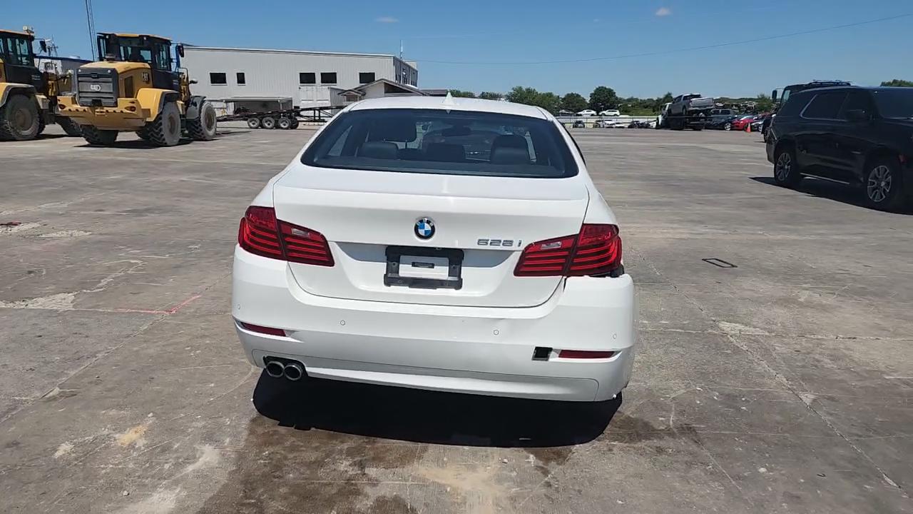 Фото: WBA5A5C50GG354543