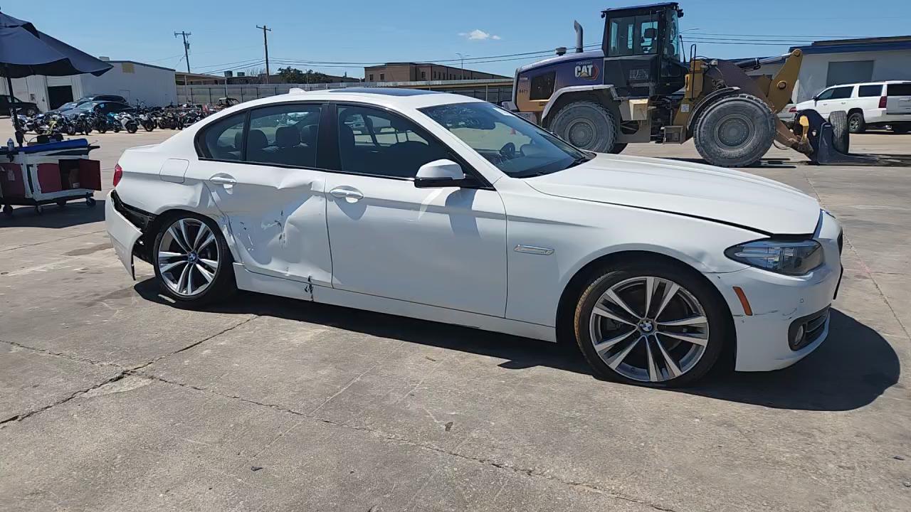 Фото: WBA5A5C50GG354543