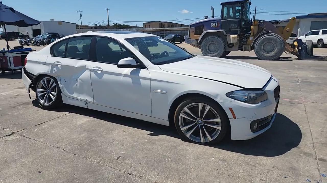 Фото: WBA5A5C50GG354543