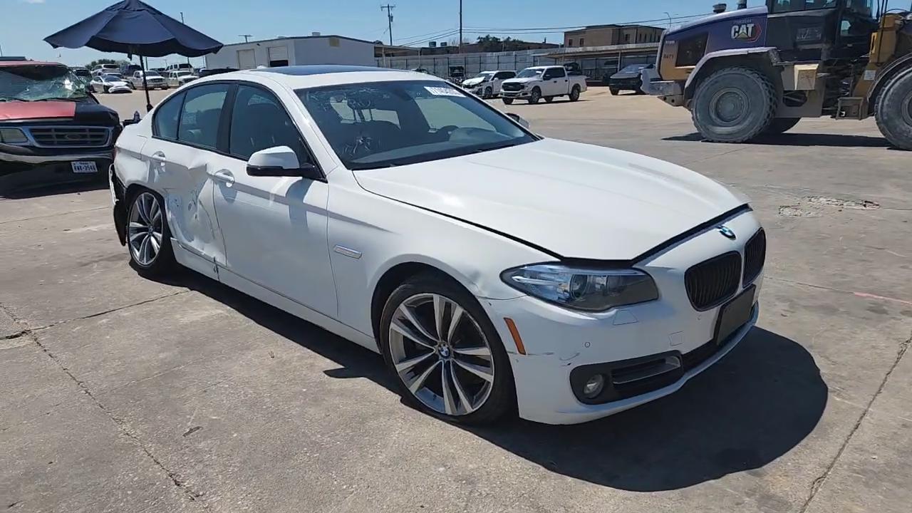 Фото: WBA5A5C50GG354543