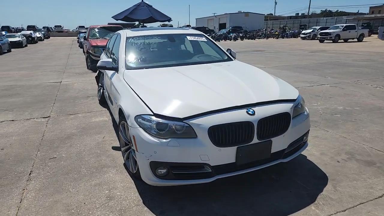 Фото: WBA5A5C50GG354543