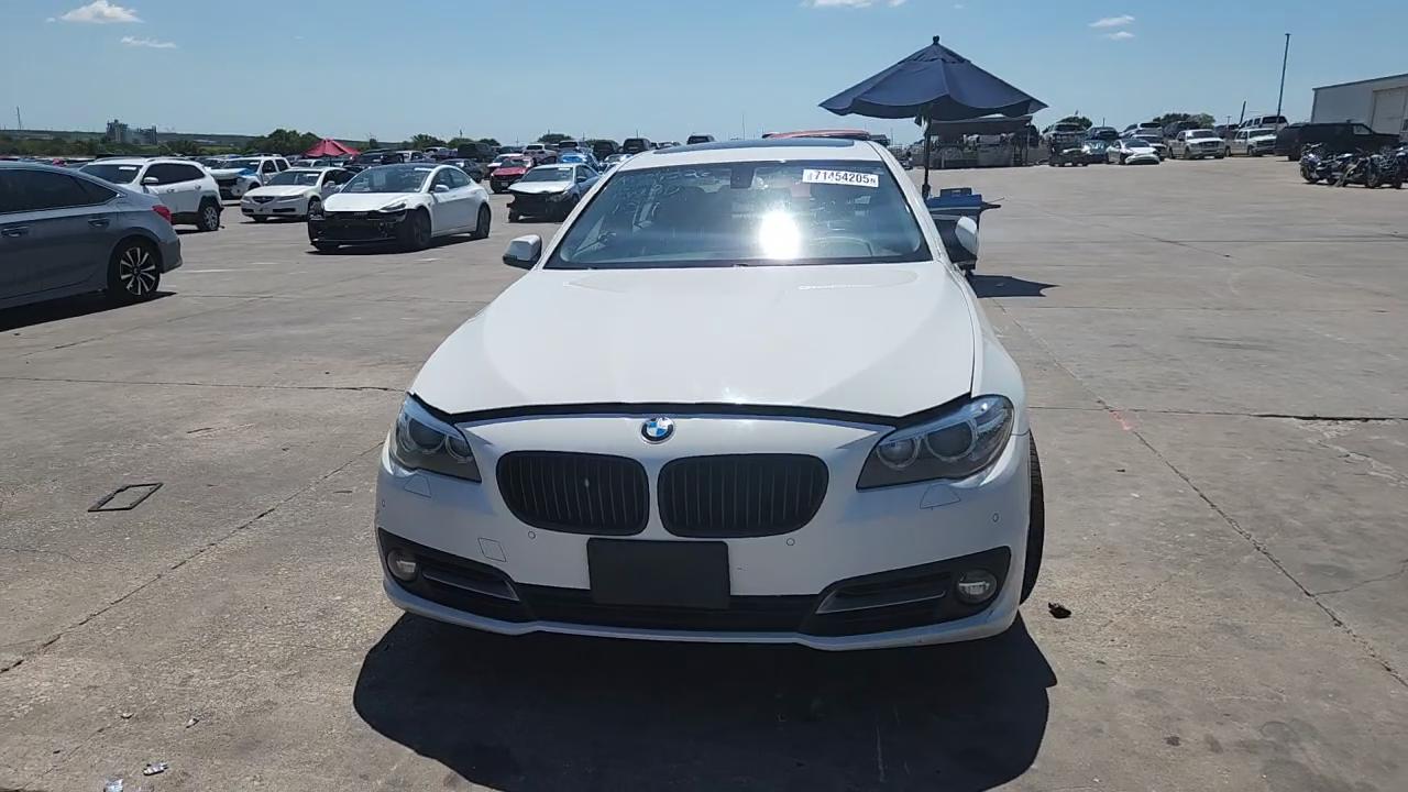 Фото: WBA5A5C50GG354543