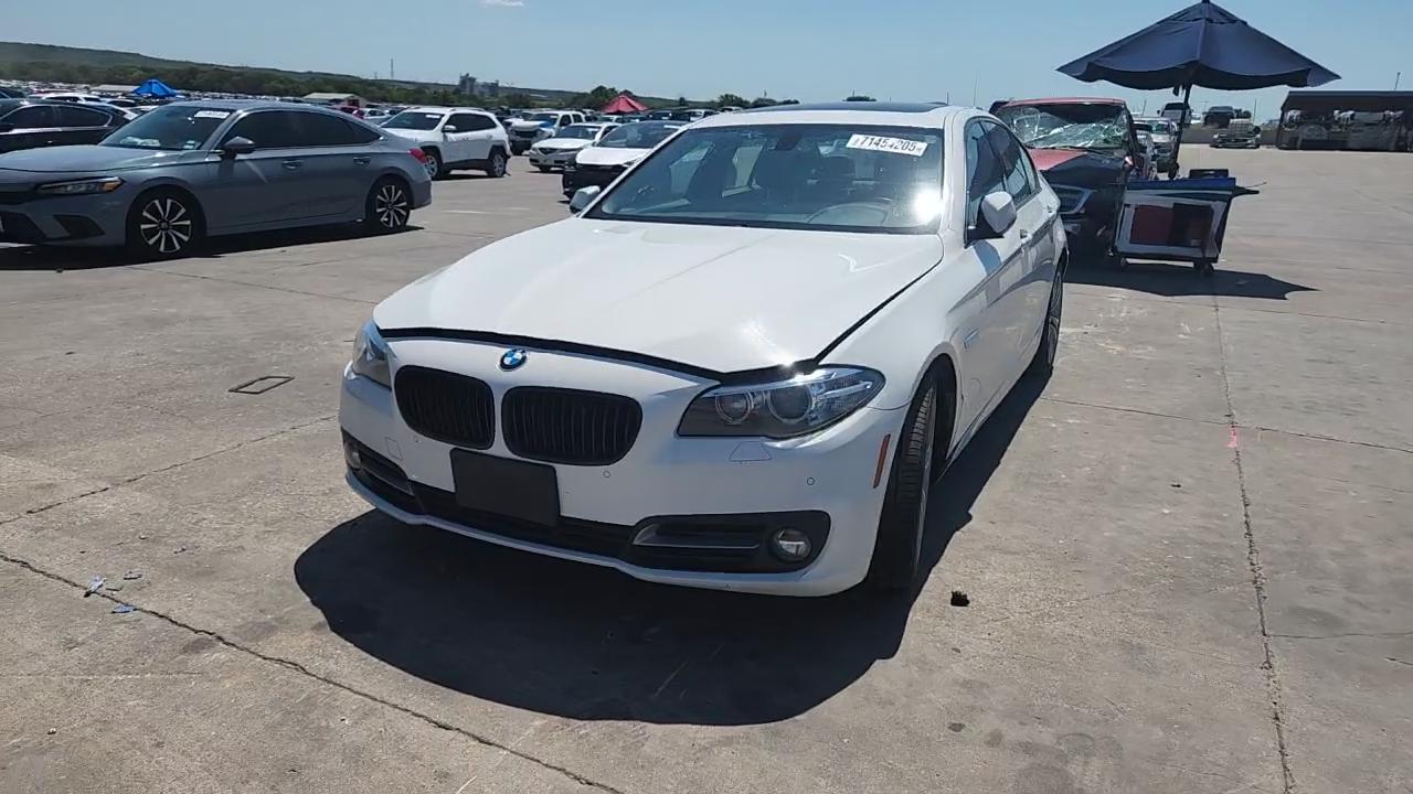 Фото: WBA5A5C50GG354543