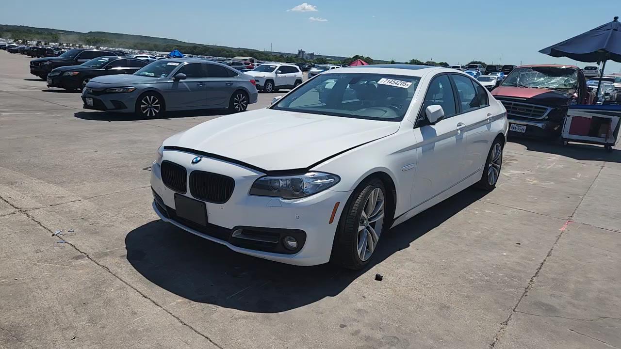 Фото: WBA5A5C50GG354543