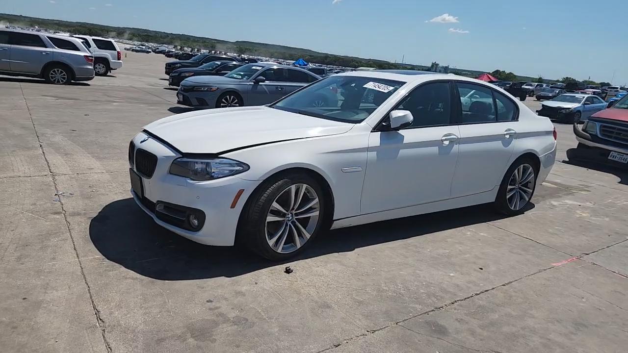 Фото: WBA5A5C50GG354543