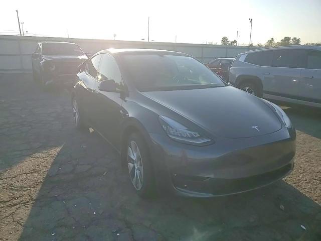 2021 Tesla Model Y VIN: 5YJYGDEE7MF281196 Lot: 80250505