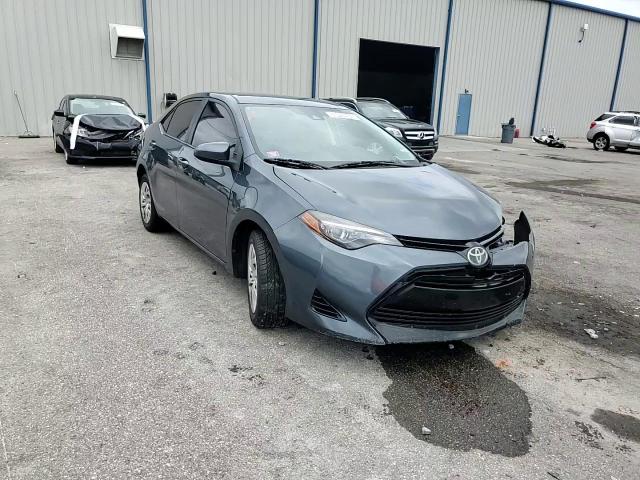 2017 Toyota Corolla L VIN: 2T1BURHE3HC883496 Lot: 81920155