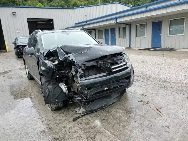 2014 Volkswagen Touareg V6 VIN: WVGEF9BP0ED008887 Lot: 71643635