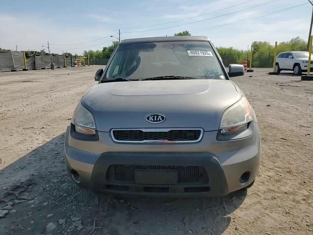 2010 Kia Soul + VIN: KNDJT2A25A7163419 Lot: 80821925