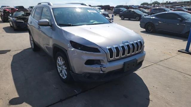 2017 Jeep Cherokee Latitude VIN: 1C4PJLCB2HW534927 Lot: 80458675