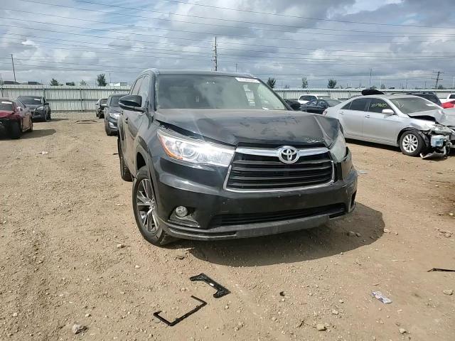 2016 Toyota Highlander Xle VIN: 5TDJKRFH2GS270967 Lot: 81683395