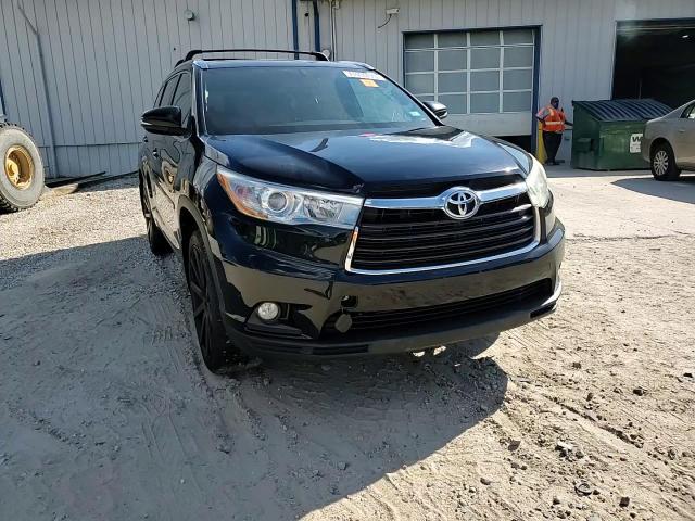 2015 Toyota Highlander Xle VIN: 5TDJKRFH9FS210876 Lot: 71030775